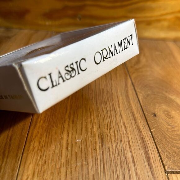 Vtg Laser Cut Gold Brass peace joy Holographic NIB - Picture 6 of 6